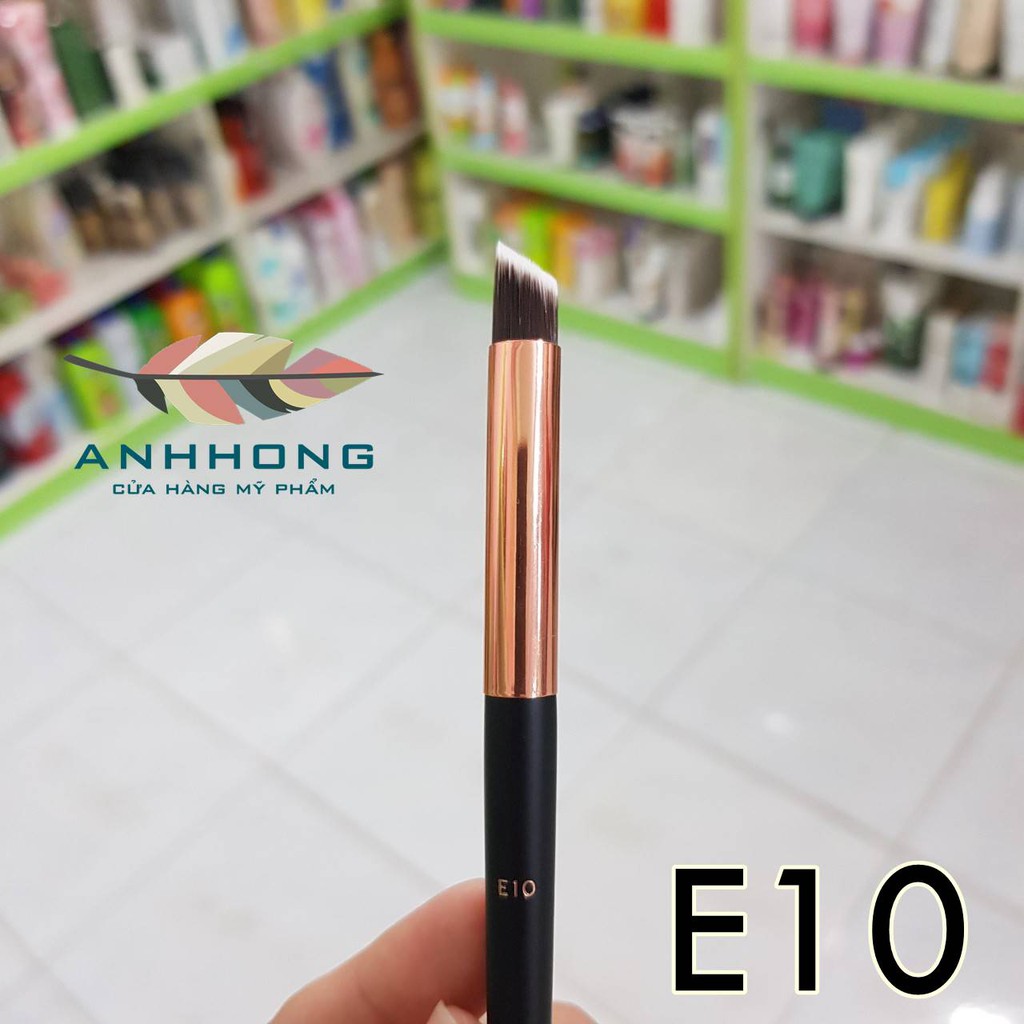 CỌ CHE KHUYẾT ĐIỂM VÙNG MẮT VACOSI HIGHLIGHT DIFFUSER BRUSH - E10