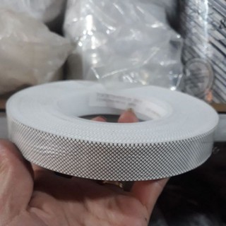 dây viền bằng vải xi dầu rất mỏng mà đẹp 2cm
