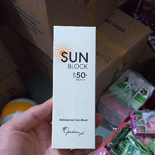 Kem chống nắng sun block 50+