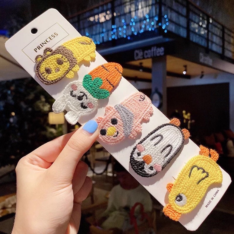 Kẹp tóc cho bé ❤️37 SALE❤️Kẹp tóc hình bông hoa và con vật đan len siêu dễ thuơng cực kì tỉ mỉ Cặp cho bé siêu xinh