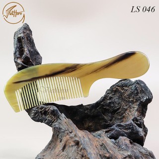 Lược Sừng Trâu Tự Nhiên Dáng Cổ Điển Xuất Nhật - VIETHORN LS046
