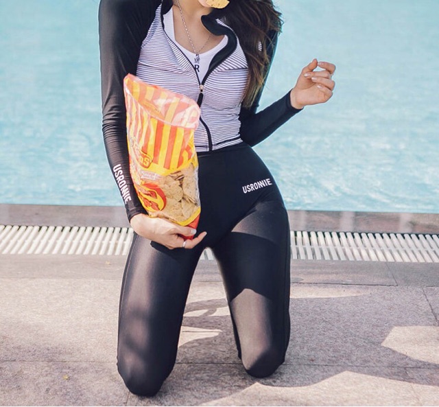 Set đồ bơi dài tay quần dài cạp cao áo khoác sọc ngang | BigBuy360 - bigbuy360.vn