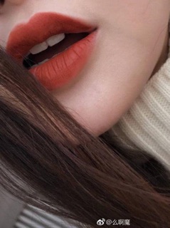 Son kem lì Smashbox