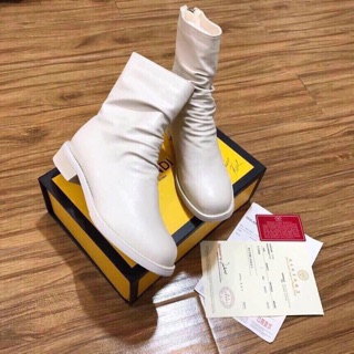 Boot nhăn khoá sau