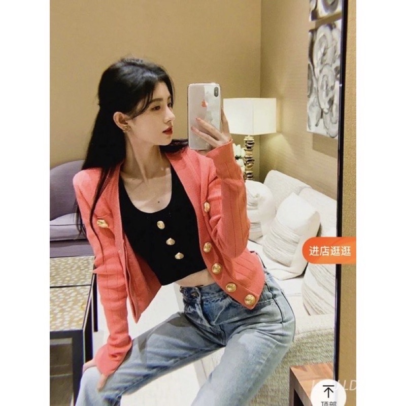 Áo cardigan giống Lee Ra El trong phim Eve, Cúc Tịnh Y