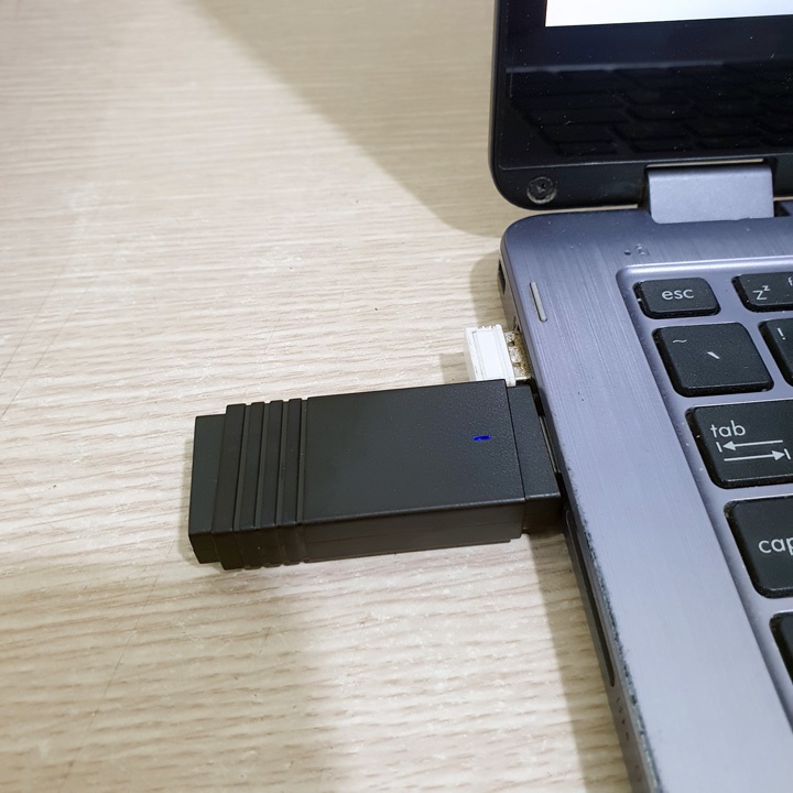 USB thu wifi chuẩn AC 1200Mbps EZCast