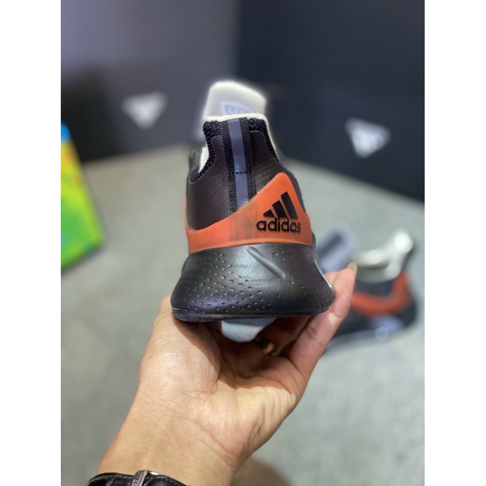 Giày Thể Thao Adidas Alphabounce XT
