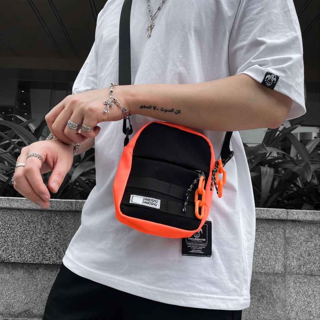 Local brand Túi chéo NEON Xích Hip Hop - CROSS-BODY BAG WITH CHAINS