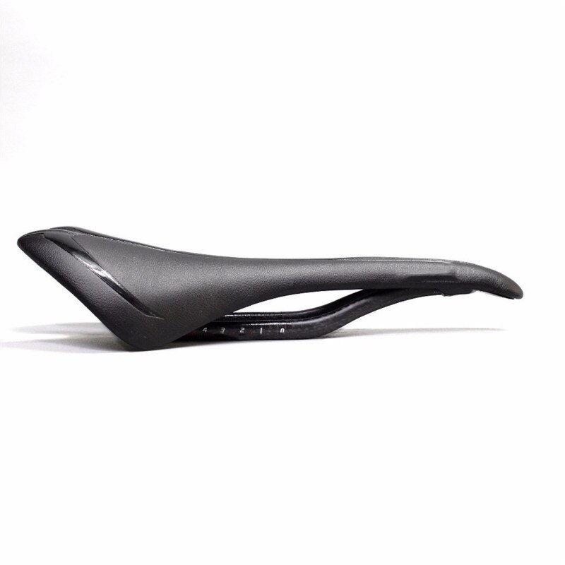 Yên xe đạp chất liệu sợi carbon nhẹ