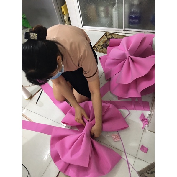 Nơ siêu to chụp ảnh quà tặng trang trí xe chụp ảnh cưới