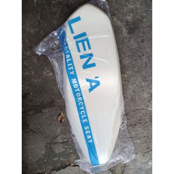 Mút yên xe yamaha sirius FI