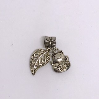 Charm treo mèo thần tài