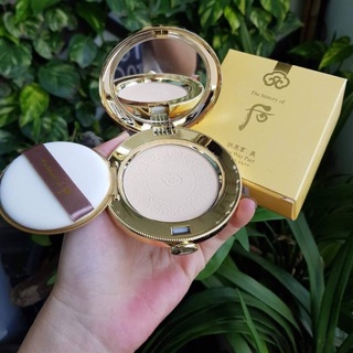 Phấn phủ whoo vàng