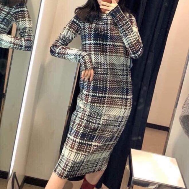 Váy len zara + bốt len bershka