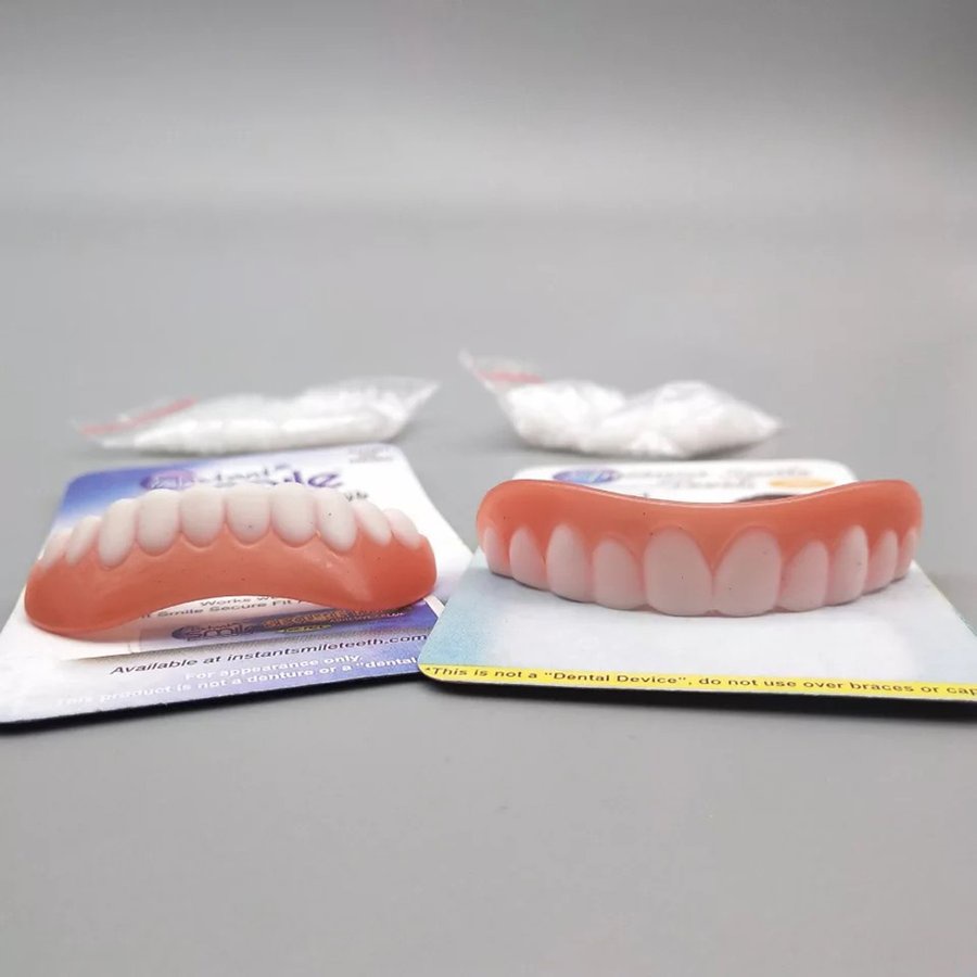 Răng giả hàm trên và dưới bằng silicon mô phỏng làm trắng ngay tức thì kèm phụ kiện