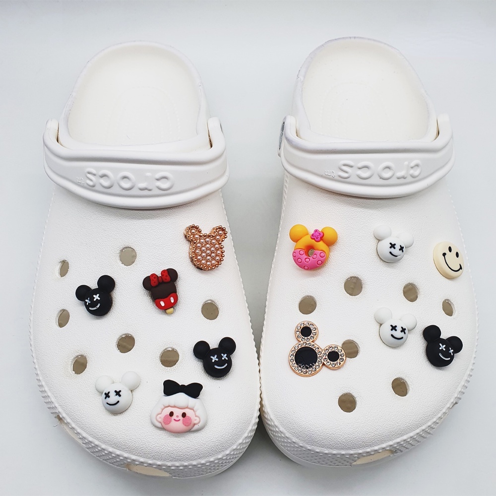 X. Phụ Kiện Nút Trang Trí Giày Crocs Hình Mickey (Đen / Trắng) Diy