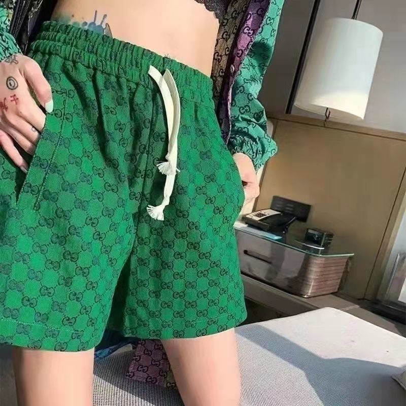 Shorts European and American green shorts women's spring and summer thin straps loose elastic waist casual large size five-point pants wide-leg pants trendy Z3