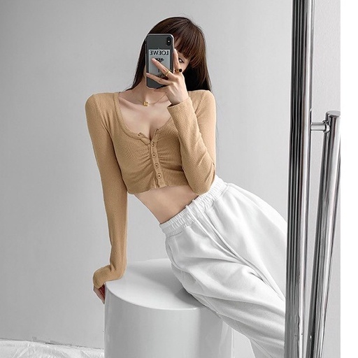 Áo croptop nữ tay dài - áo thun croptop ôm phối nút cá tính chất thun gân dày đẹp - AO104 | BigBuy360 - bigbuy360.vn