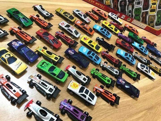 Set 50 ô tô sắt nhiều mẫu cho bé