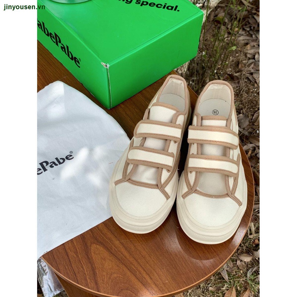 Giày thể thao đế bằng phong cách retro mới cho nữ 2021