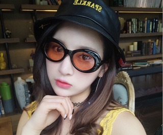 Kính Sơn Tùng