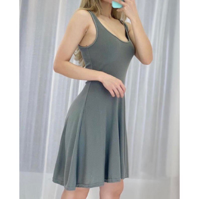 Đầm ribbed skater dress