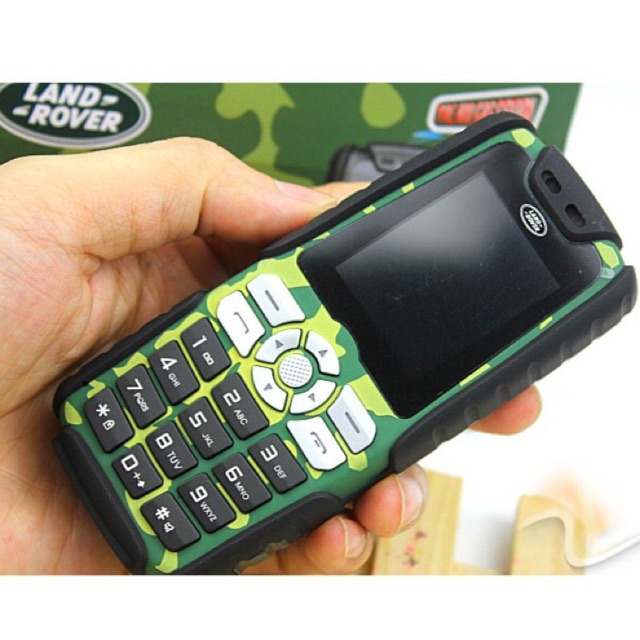 Điện thoại A8+ pin khủng sạc cho máy khác ( xanh lính) | BigBuy360 - bigbuy360.vn