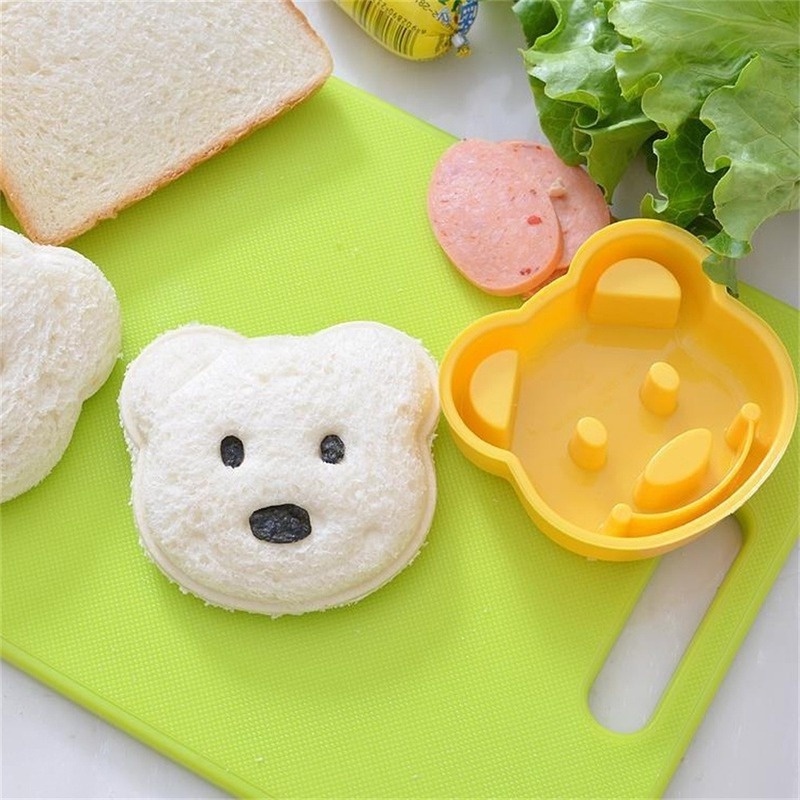 Khuôn Cắt Bánh Mì Sandwich Hình Gấu Teddy Dễ Thương