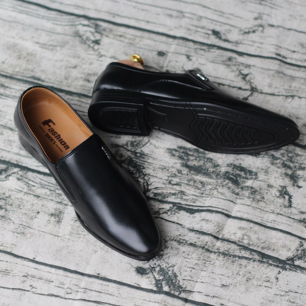 KHO NGUỒN SỈ GIÀY TÂY NAM công sở trơn đen giá rẻ - GN38 | BigBuy360 - bigbuy360.vn