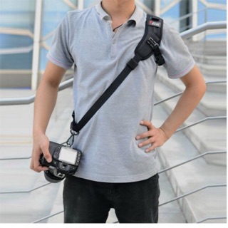 Dây đeo máy ảnh thao tác nhanh Quick strap Focus