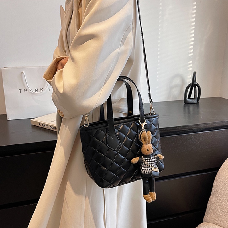 Túi xô IELGY thiết kế đơn giản thời trang dễ phối đồ cho nữ