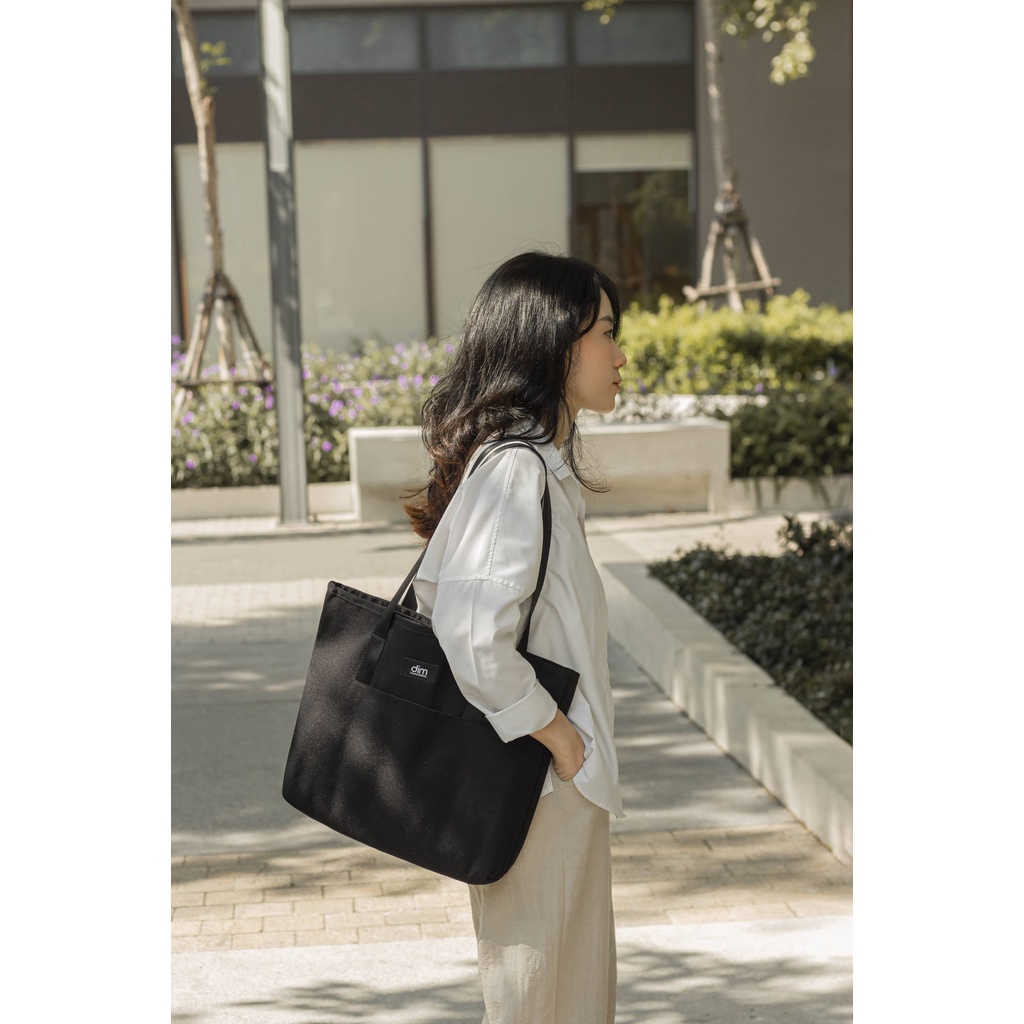 Túi Tote Nam Nữ DIM Elegant Tote - Chất liệu chống thấm nước