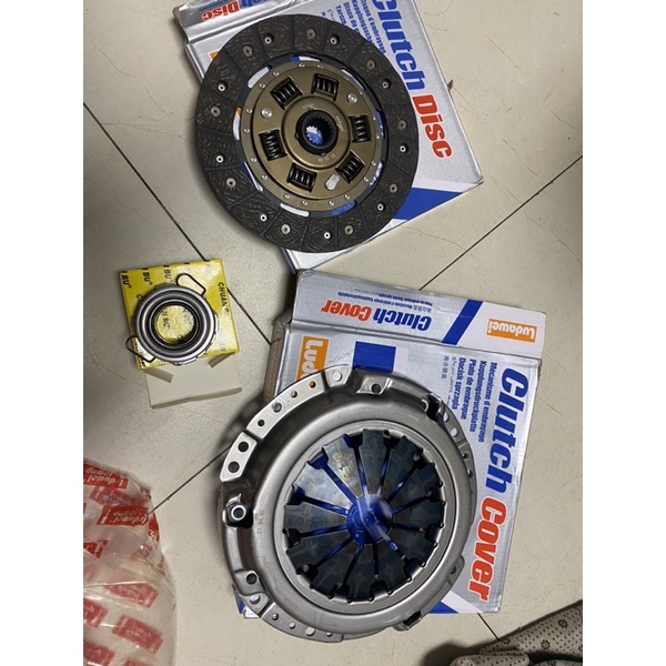 trọn bộ côn Daihatsu Terios xịn sò