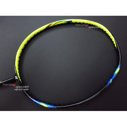 Vợt Đánh Cầu Lông Yonex Astrox 77 Bằng Carbon Cao Cấp