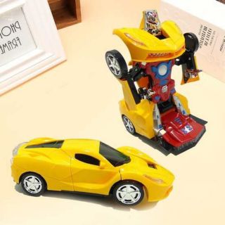 Siêu xe Robot biến hình tự động