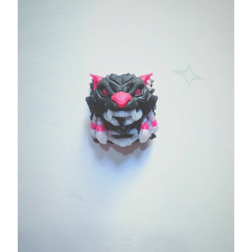 Keycap artisan viking và skull trang trí bàn phím cơ gaming.