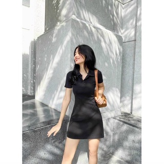 Đầm Body Trơn Cổ Trụ
