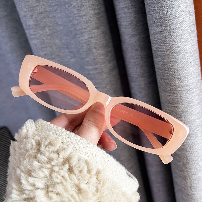 Kính Mát Gọng Nhựa Hình Chữ Nhật Màu Xanh Lá Thời Trang