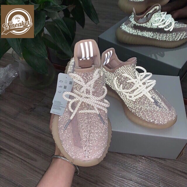 Sale NEW | Bán Chạy | Giầy thể thao Yeezy boost 350 v2 phản quang hồng thời tran nữ . 2020 2020 2020 . . ˢ . <