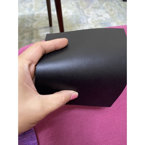 Da bò chân kim láng đen