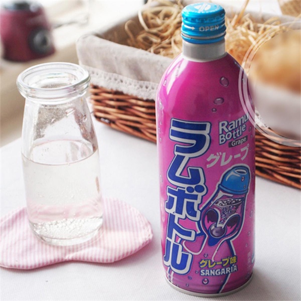 Nước giải khát Sangaria vị nho chai 500g - Nhật Bản
