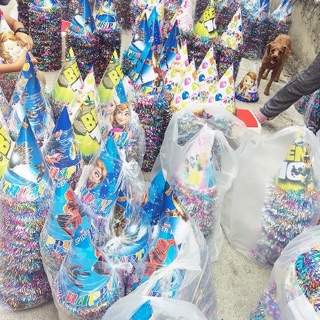 Set 5 mũ sinh nhật cho bé