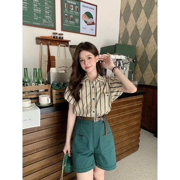 Set áo sơmi kẻ sọc tay bồng + quần short ống suông cổ điển phong cách Hàn Quốc (CÓ TÁCH SET)