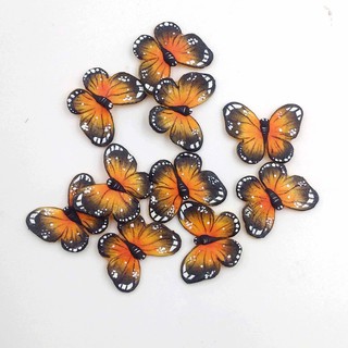 Hoa bột (1 con mẫu bướm vẽ nổi)