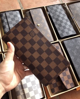 Ví lv hoạ tiết full box