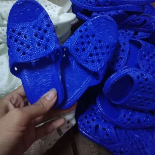 Dép tổ ong cho bé