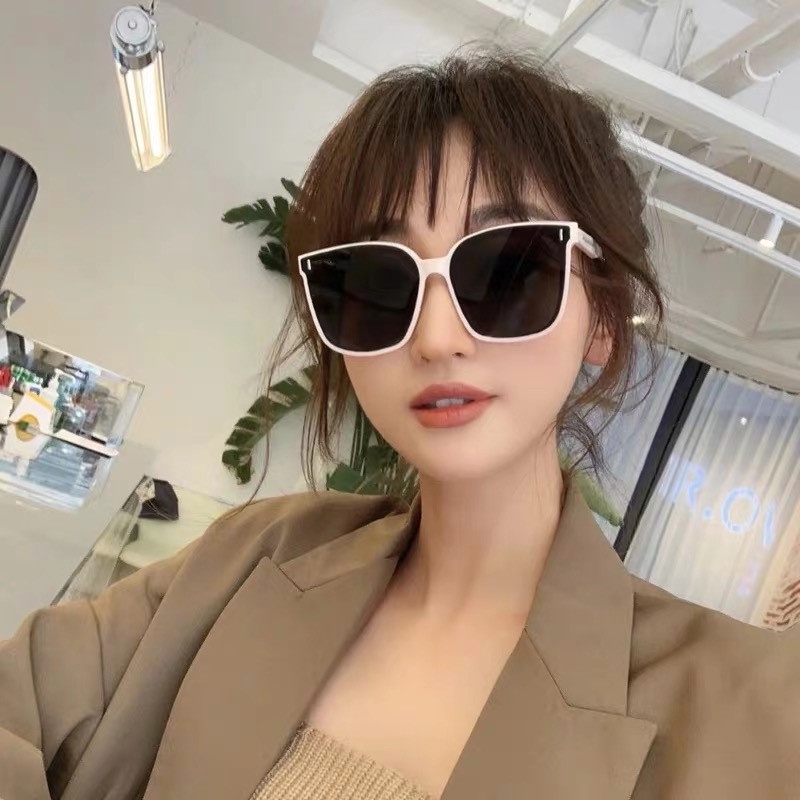 Kính Mát Thời Trang Phong Cách Retro Dành Cho Nữ