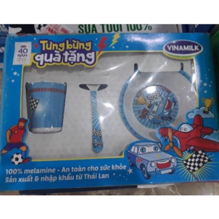 Cốc uống nước Vinamilk cho bé