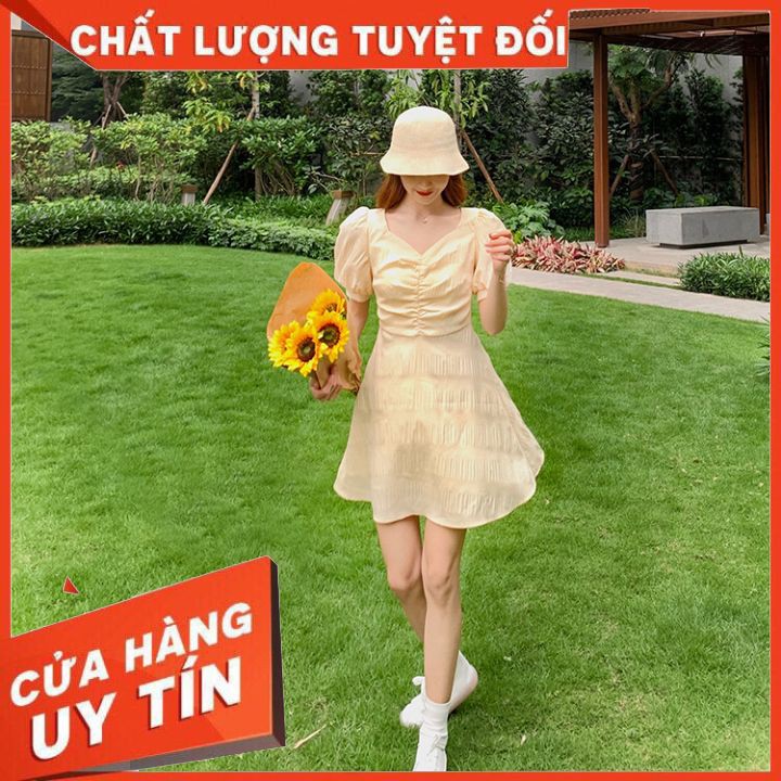 Đầm voan xếp ly đơn giản ngày hè 2021 với váy chữ A tay lỡ