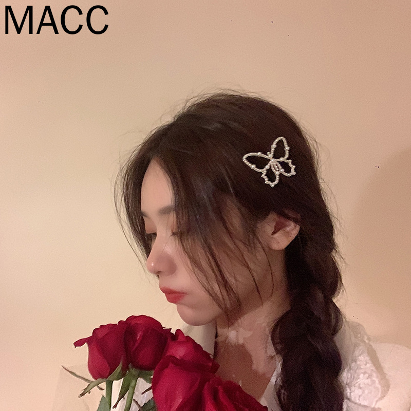 Kẹp tóc hình bướm đính ngọc trai đáng yêu cho nữ